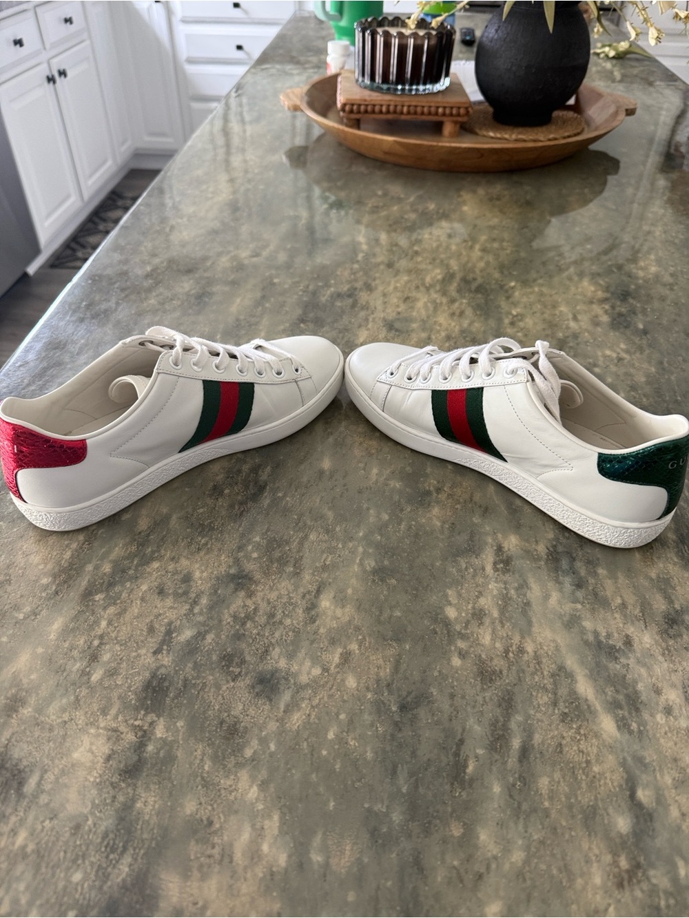 Gucci White Leather Sneakers with Green and Red Web and Gold Bee - Picture 5 of 7